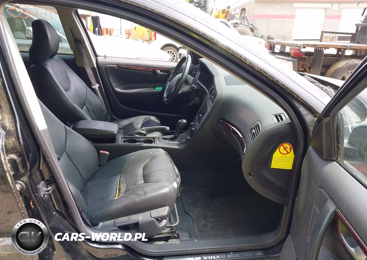 2004 Volvo V70 2.4 VIN:YV1SW61T542371677 - 5