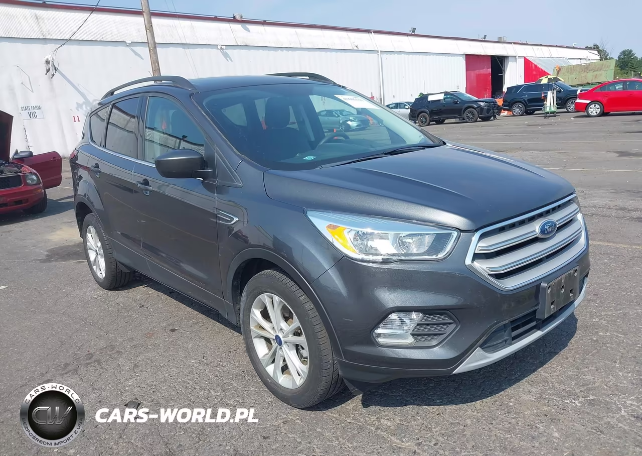 2018 Ford Escape Se VIN:1FMCU0G90JUC63598 - 1