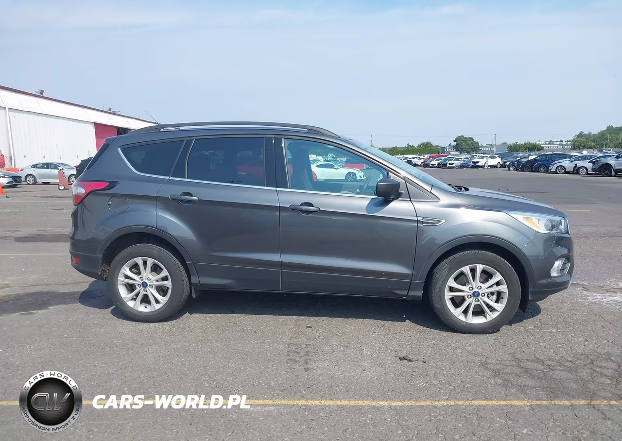 2018 Ford Escape Se VIN:1FMCU0G90JUC63598 - 13