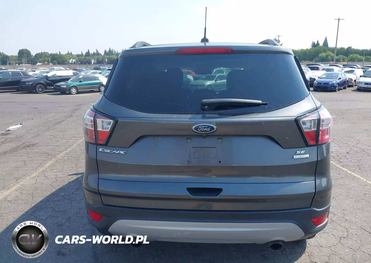 2018 Ford Escape Se VIN:1FMCU0G90JUC63598 - 16