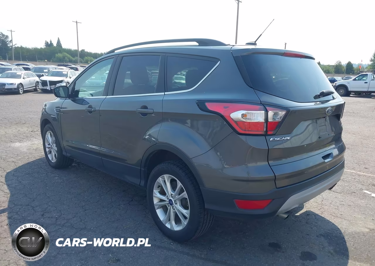 2018 Ford Escape Se VIN:1FMCU0G90JUC63598 - 3