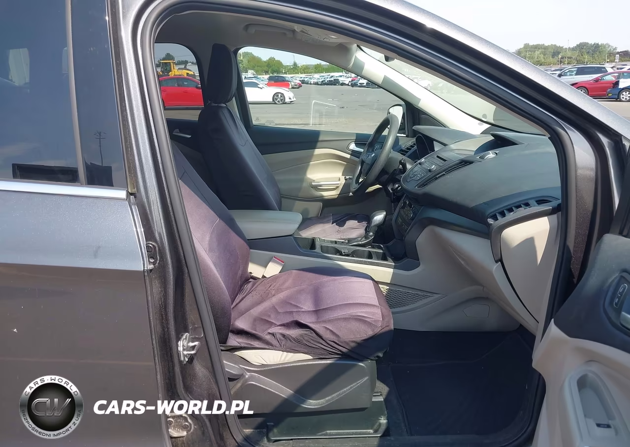 2018 Ford Escape Se VIN:1FMCU0G90JUC63598 - 5