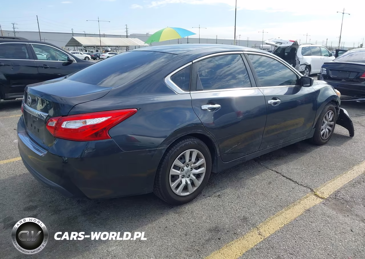 2016 Nissan Altima 2.5 S VIN:1N4AL3AP8GN342615 - 4