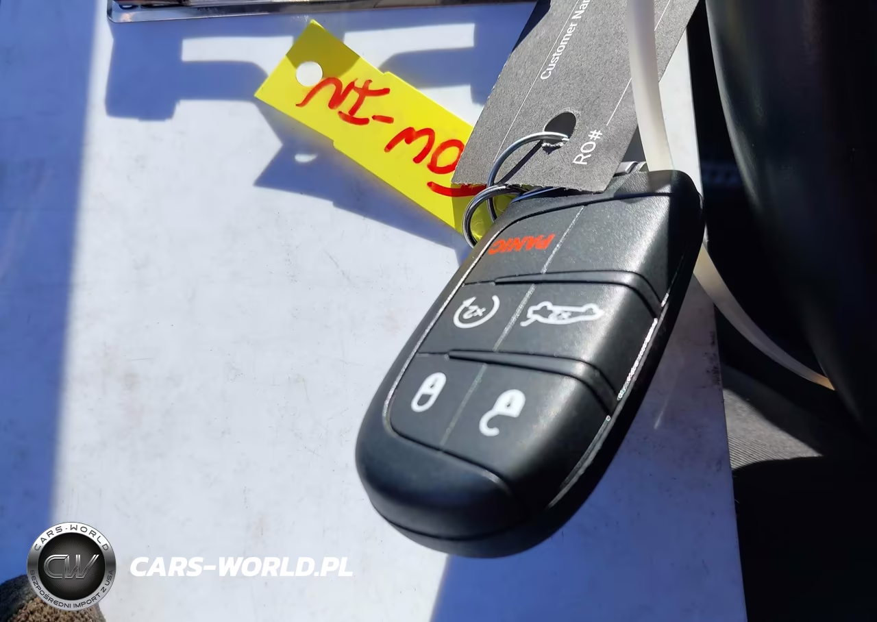 2022 Dodge Challenger R-T VIN:2C3CDZBT5NH174652 - 11