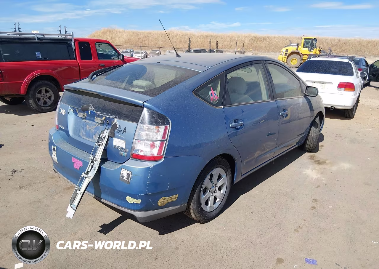 2004 Toyota Prius VIN:JTDKB20U140094929 - 4