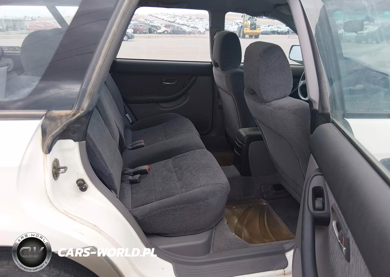 2000 Subaru Outback VIN:4S3BH6755Y6638873 - 8