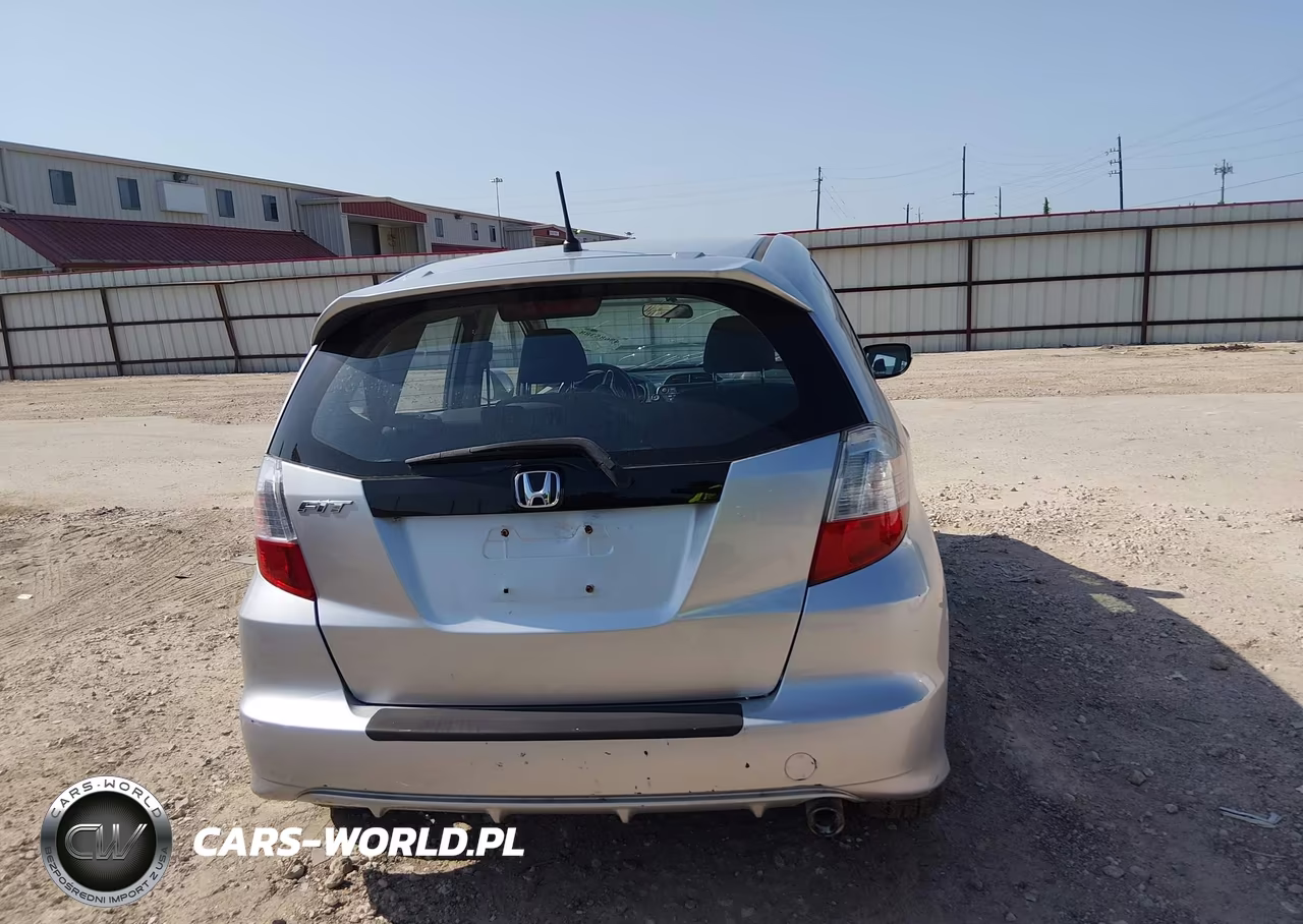 2012 Honda Fit Sport VIN:JHMGE8H54CC018095 - 17
