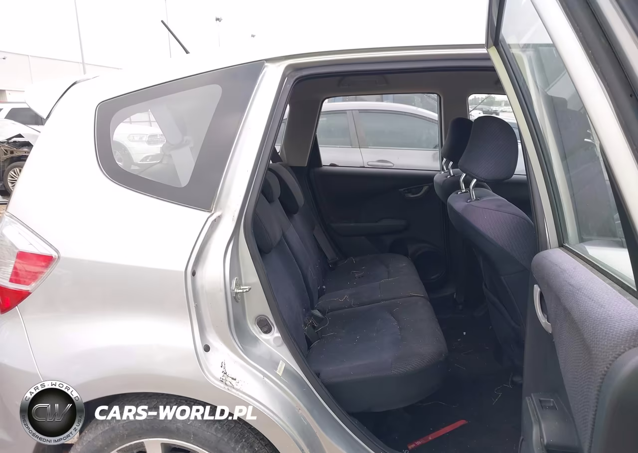 2012 Honda Fit Sport VIN:JHMGE8H54CC018095 - 8