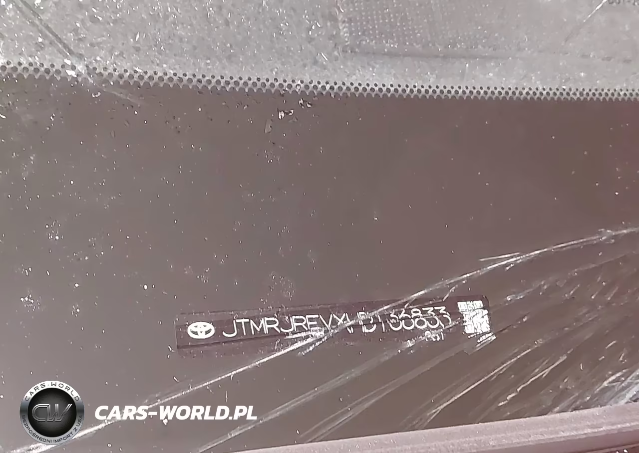 2017 Toyota Rav4 Hybrid Xle VIN:JTMRJREVXHD136833 - 9