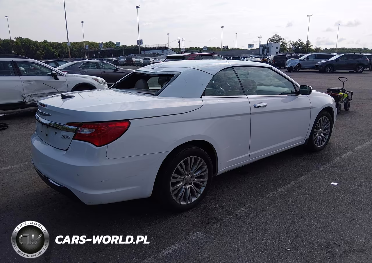 2012 Chrysler 200 Limited VIN:1C3BCBFG1CN200249 - 4