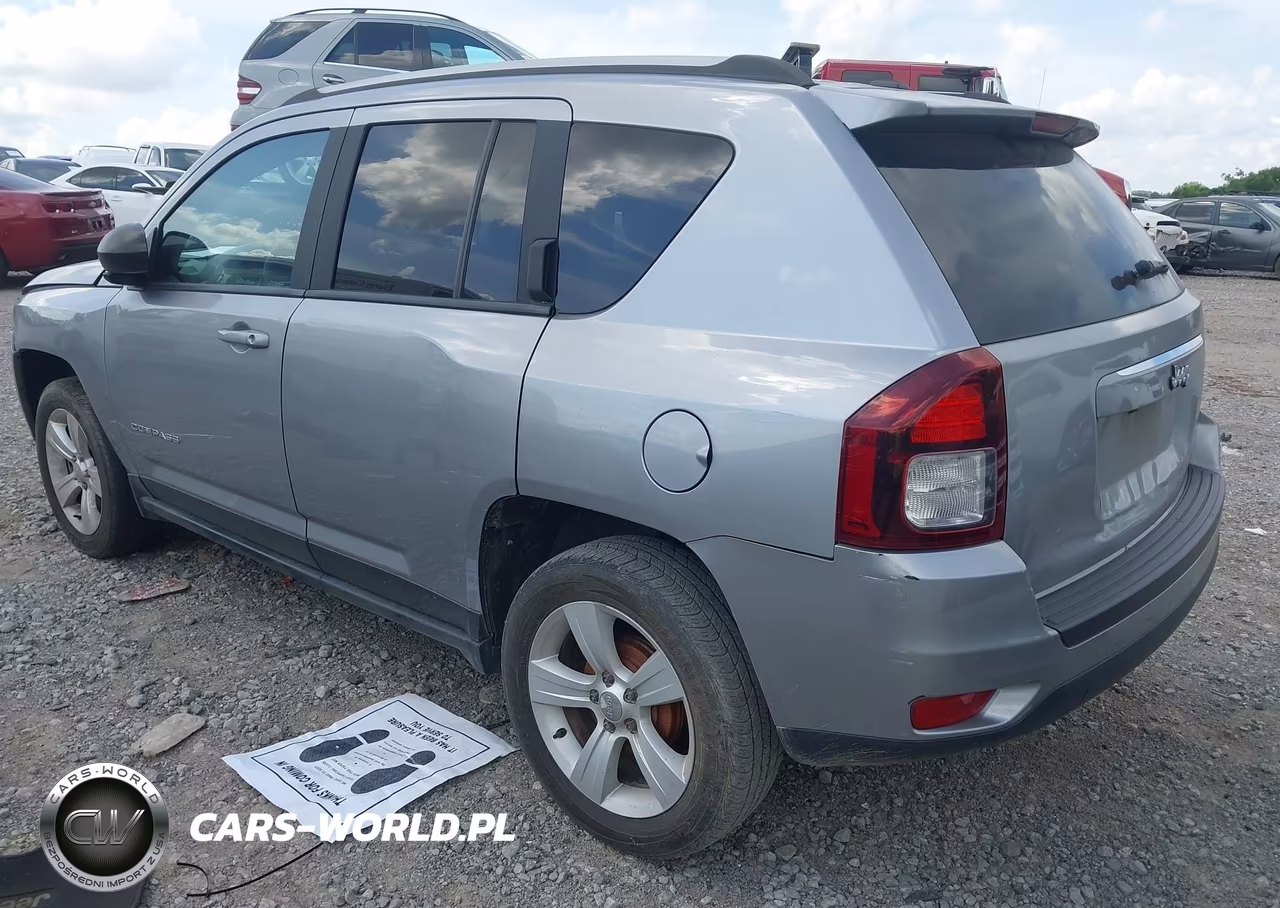 2017 Jeep Compass Sport VIN:1C4NJCBA2HD123877 - 3