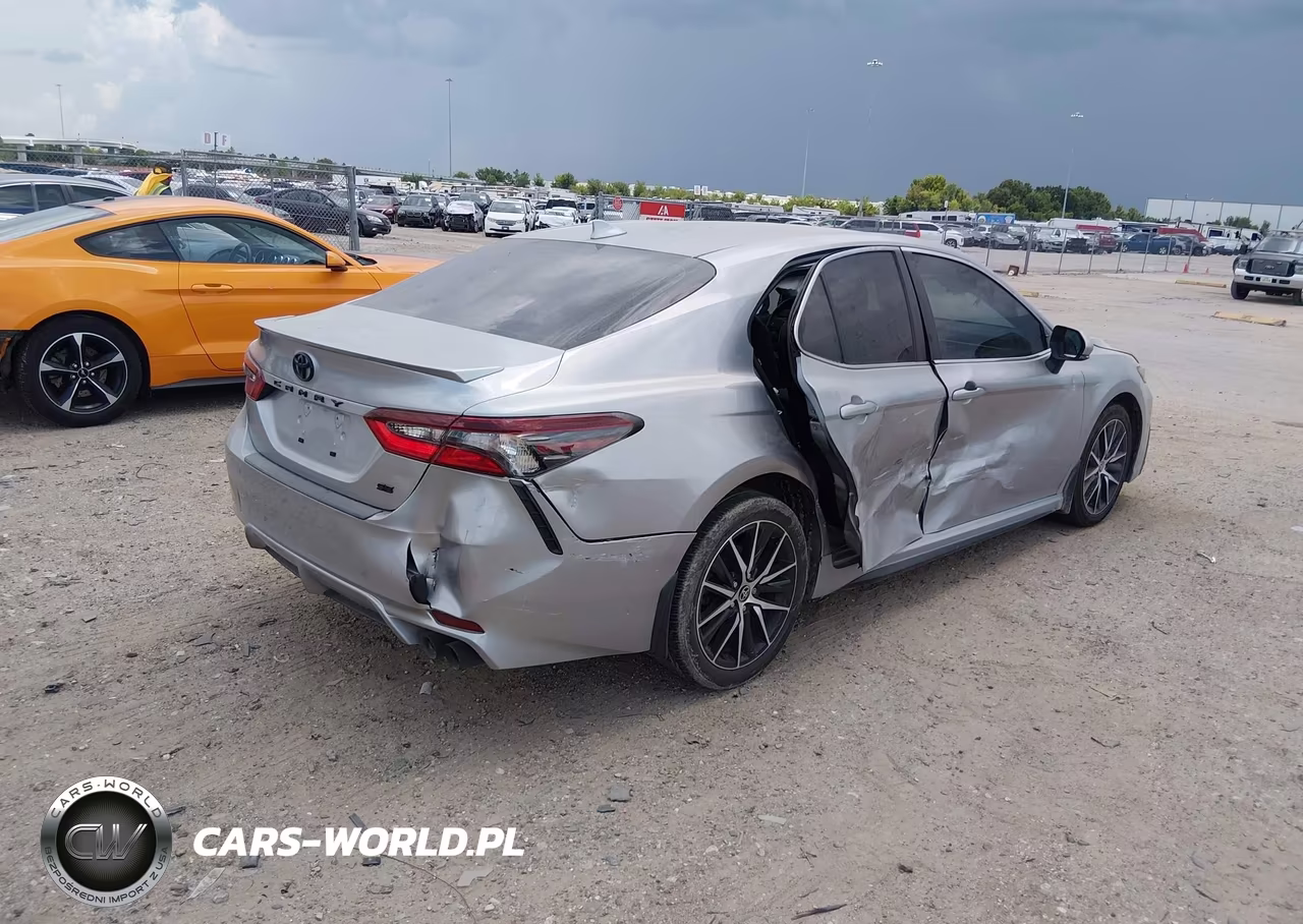 2024 Toyota Camry Se VIN:4T1T11AK7RU896184 - 4