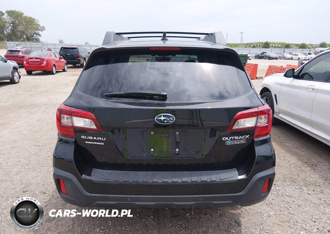 2018 Subaru Outback 2.5I Limited VIN:4S4BSANC0J3246974 - 17