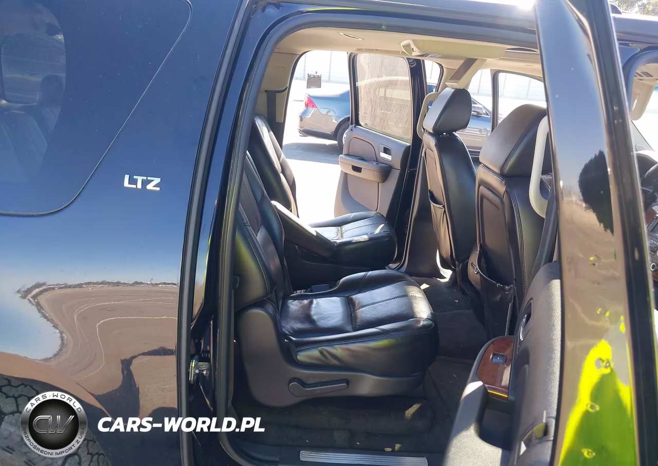 2007 Chevrolet Suburban Ltz VIN:3GNFK16347G214868 - 8