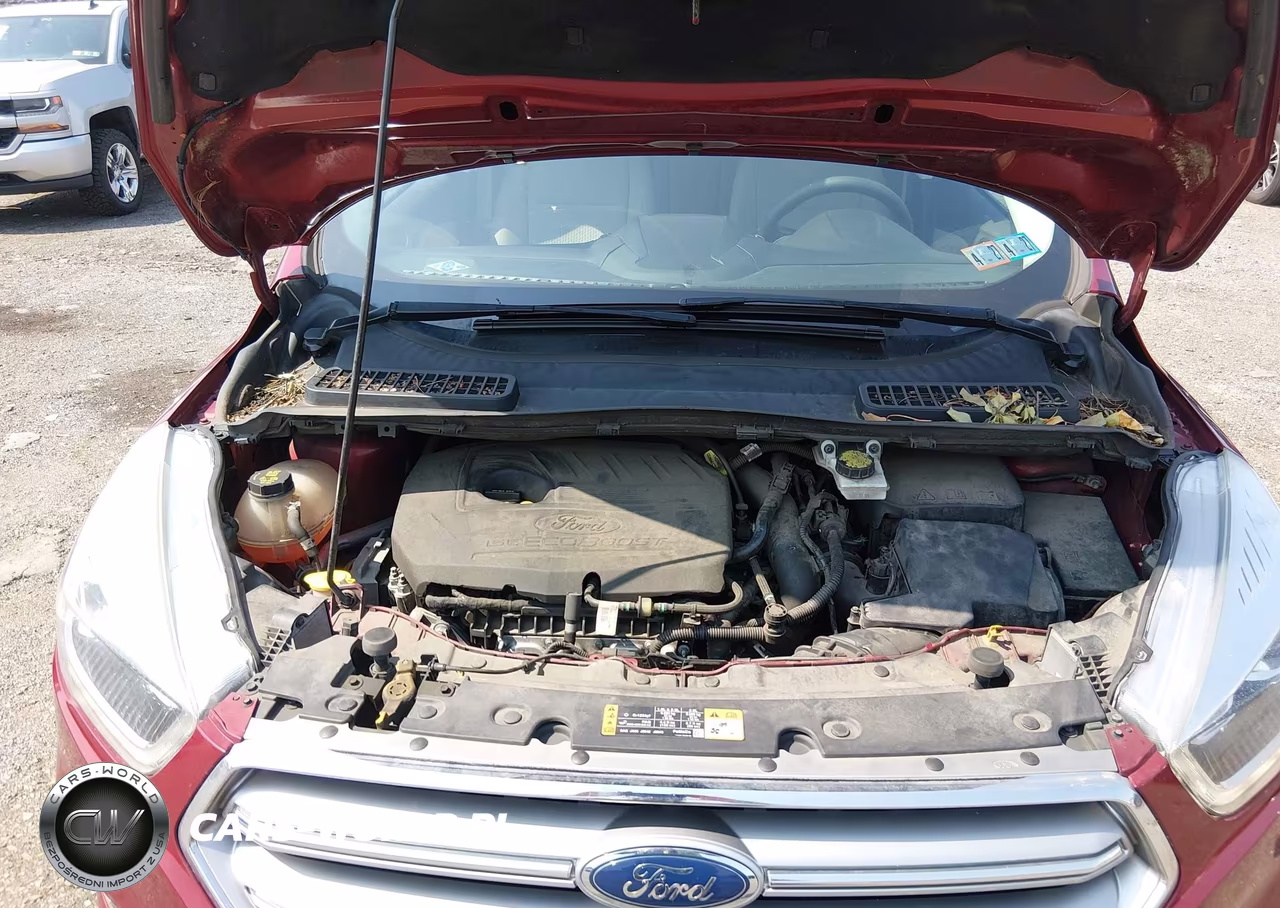 2017 Ford Escape Se VIN:1FMCU9GDXHUC71579 - 10