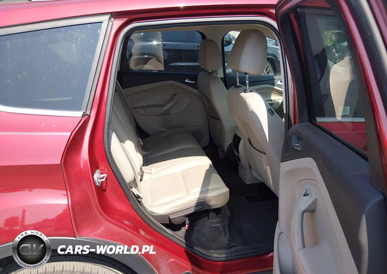 2017 Ford Escape Se VIN:1FMCU9GDXHUC71579 - 8