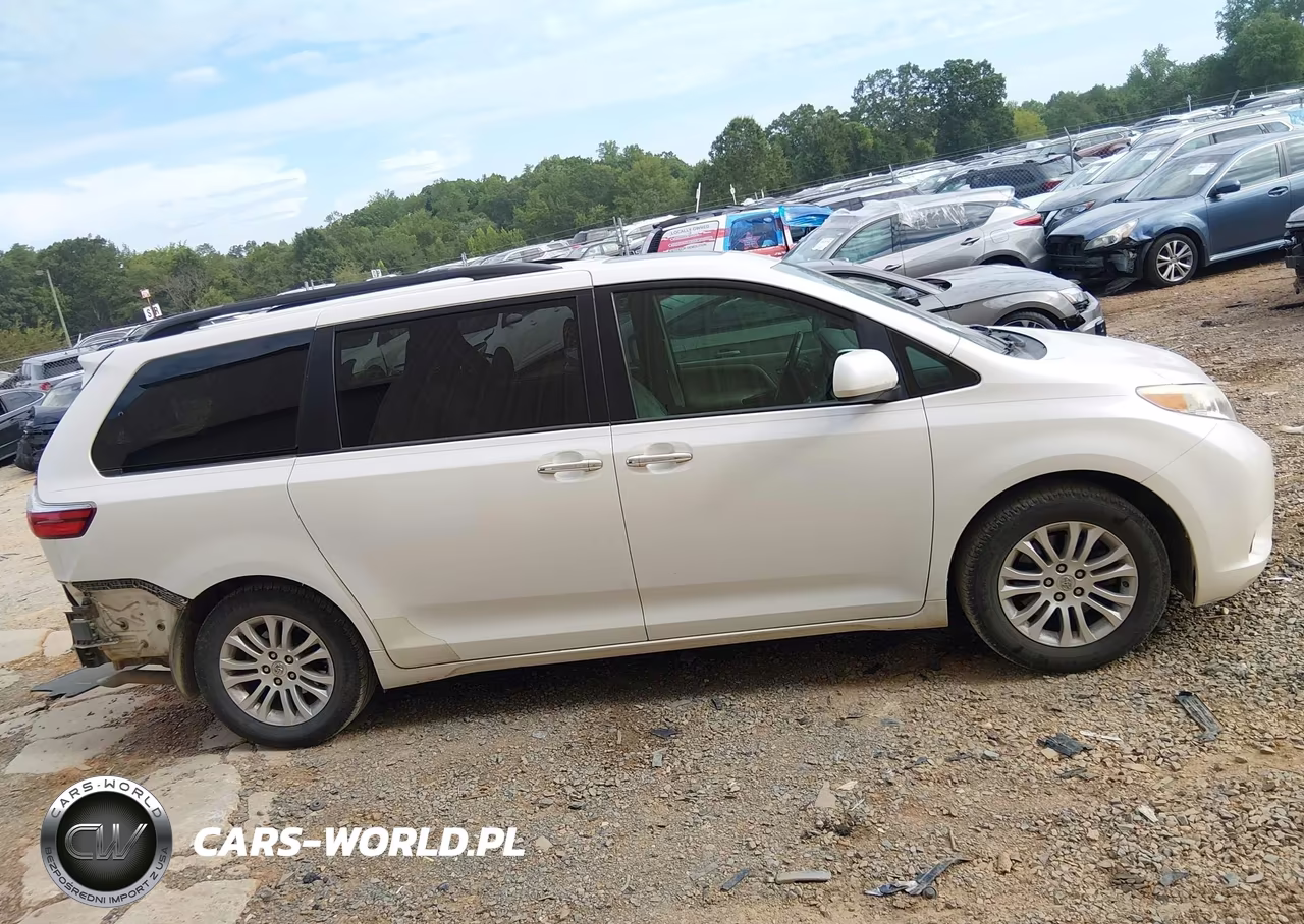 2015 Toyota Sienna Xle 8 Passenger VIN:5TDYK3DCXFS616152 - 13