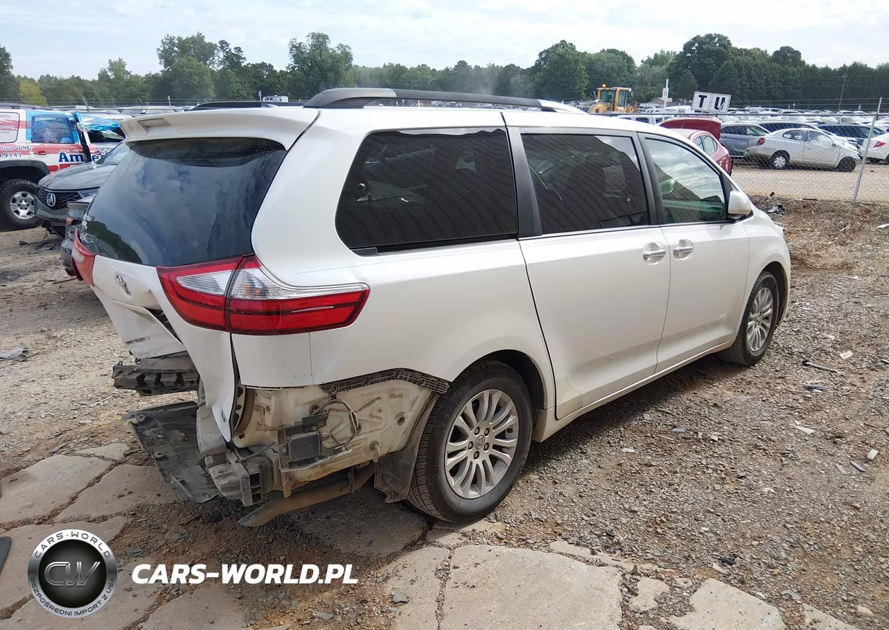 2015 Toyota Sienna Xle 8 Passenger VIN:5TDYK3DCXFS616152 - 4