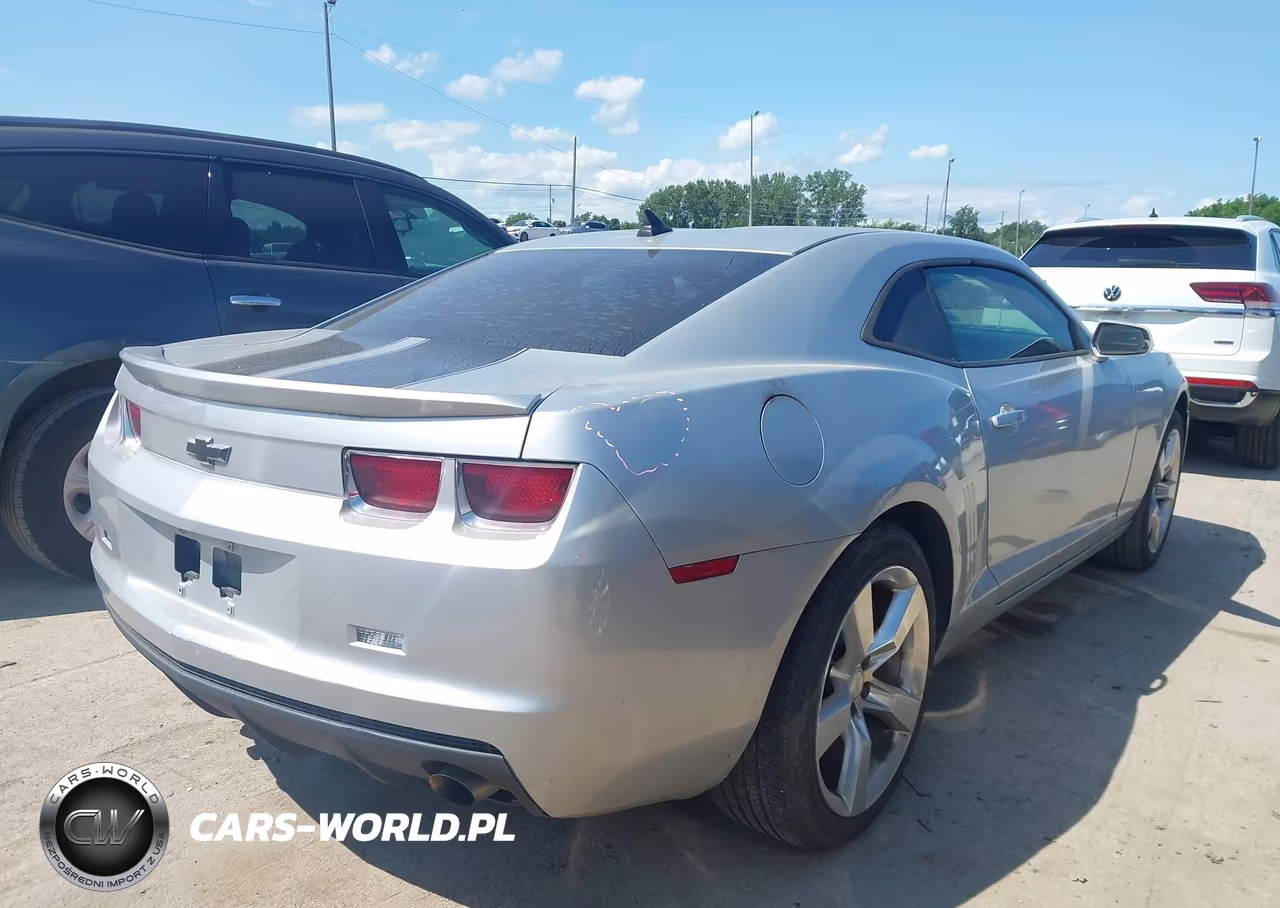 2012 Chevrolet Camaro 2Ls VIN:2G1FA1E35C9106575 - 4