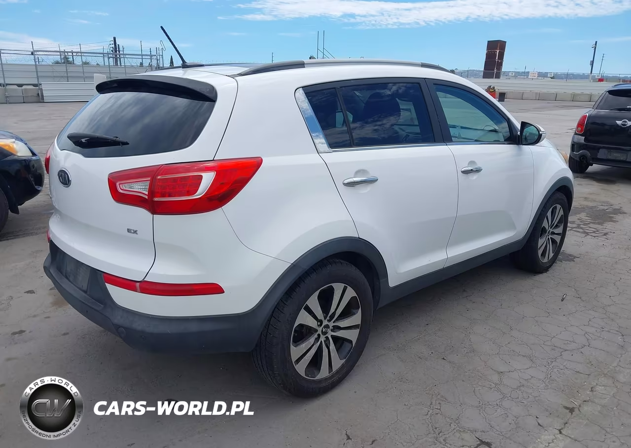 2012 Kia Sportage Ex VIN:KNDPC3A26C7247719 - 4