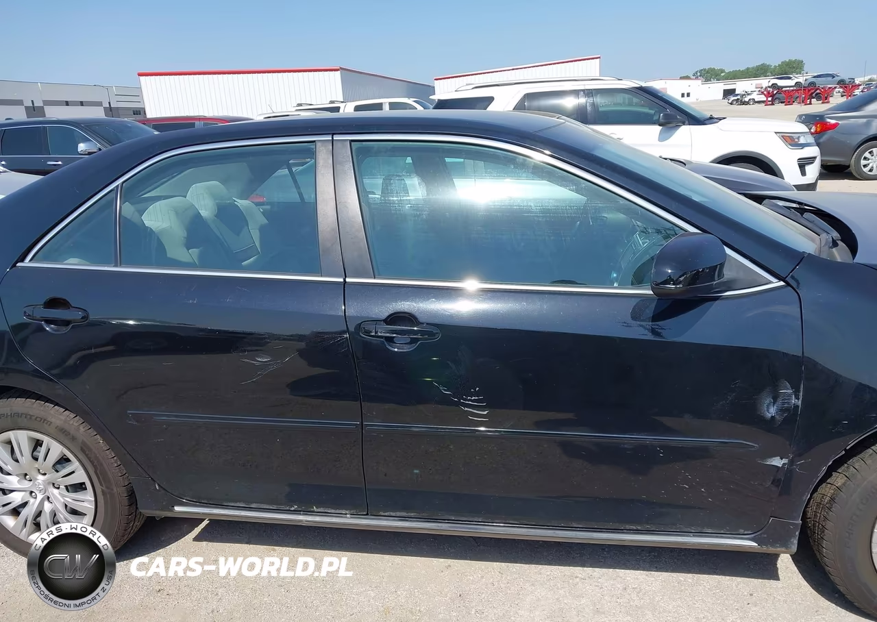 2013 Toyota Camry Le VIN:4T1BF1FK6DU242405 - 13