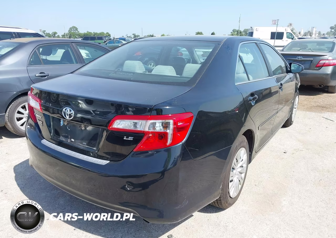 2013 Toyota Camry Le VIN:4T1BF1FK6DU242405 - 4