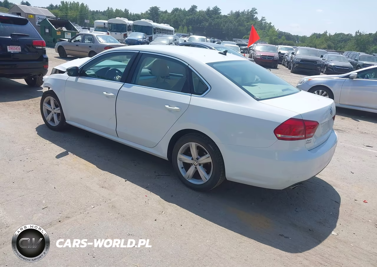 2013 Volkswagen Passat 2.5L Se VIN:1VWBP7A35DC013821 - 3