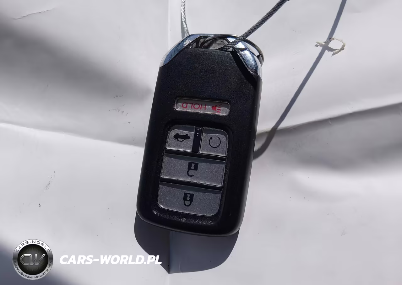 2017 Honda Civic Touring VIN:2HGFC3B9XHH350453 - 11