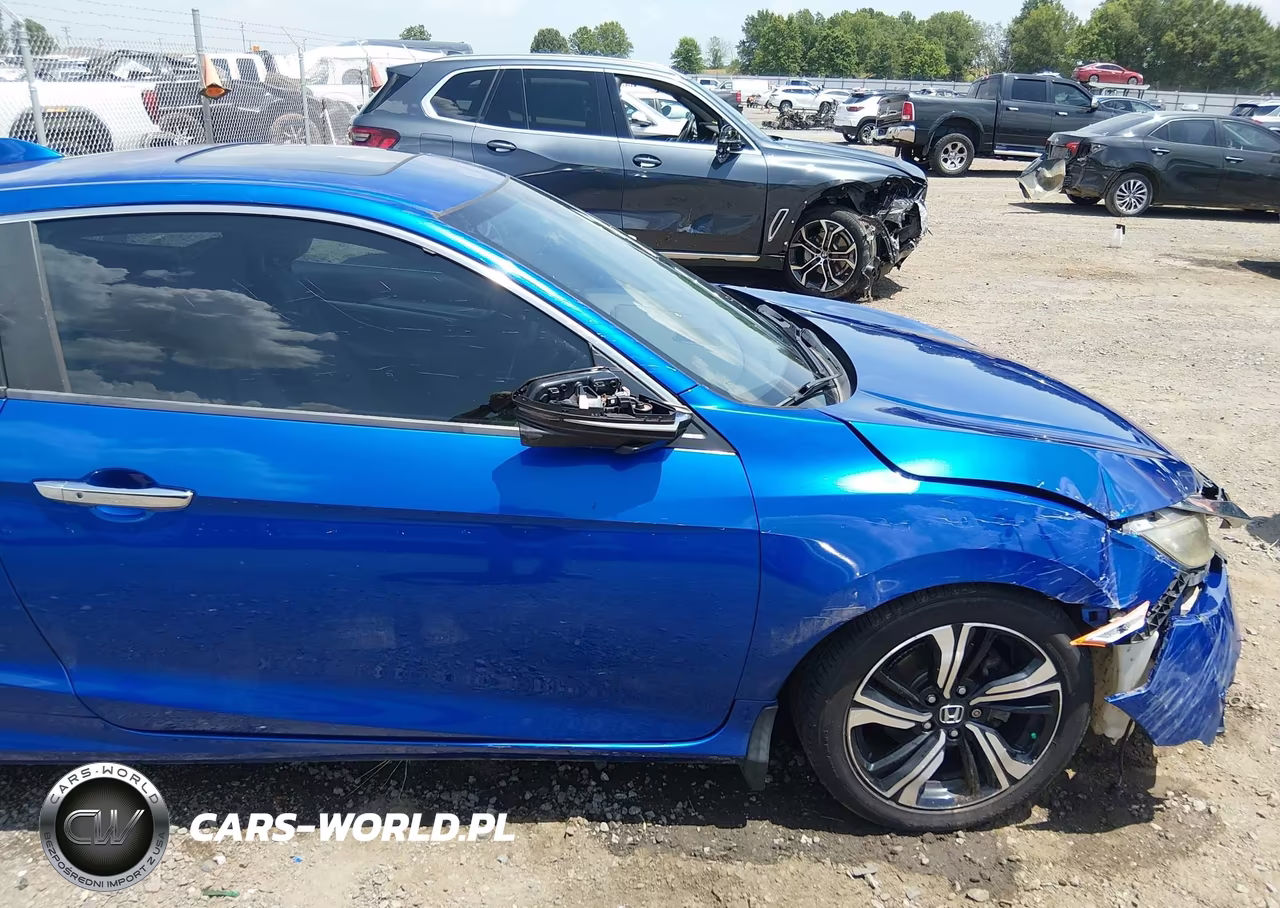 2017 Honda Civic Touring VIN:2HGFC3B9XHH350453 - 21