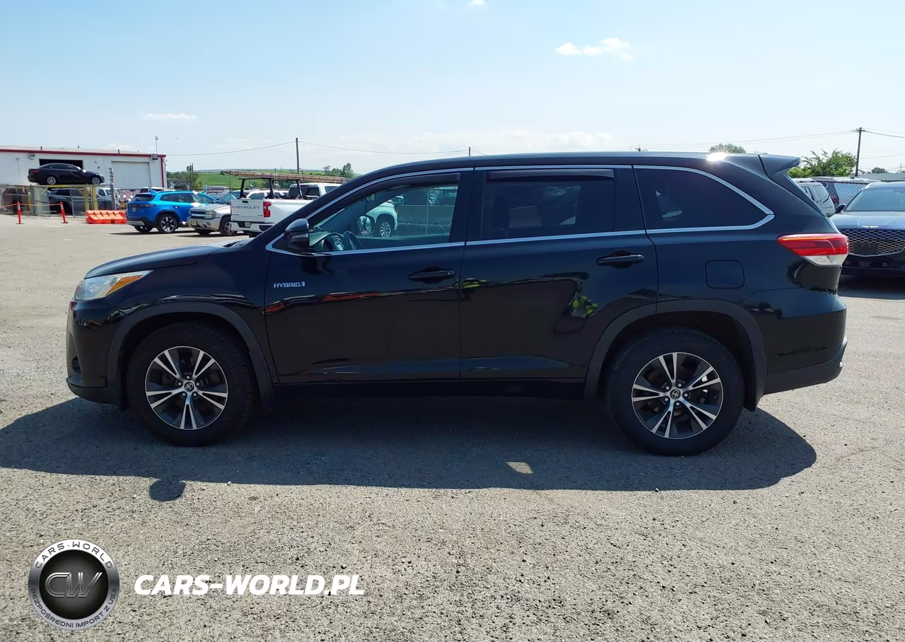 2018 Toyota Highlander Hybrid-Le VIN:5TDBGRFH3JS037063 - 14