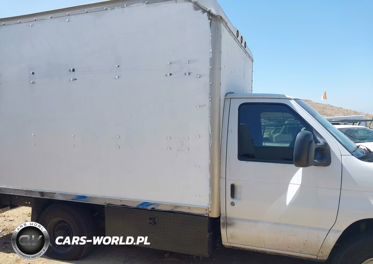 2005 Ford E-350 Cutaway Standard VIN:1FDSE35L75HA92761 - 14