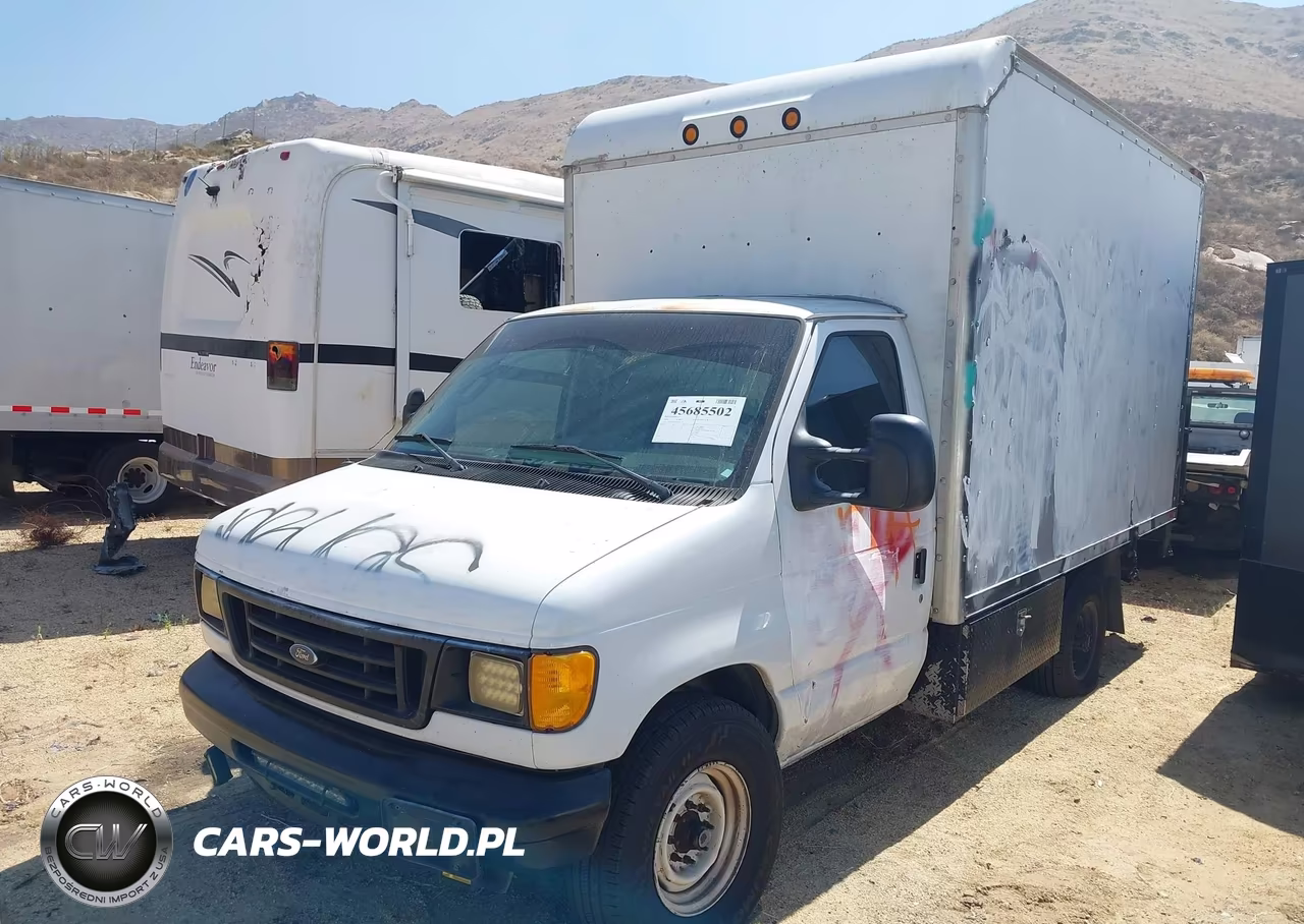 2005 Ford E-350 Cutaway Standard VIN:1FDSE35L75HA92761 - 2