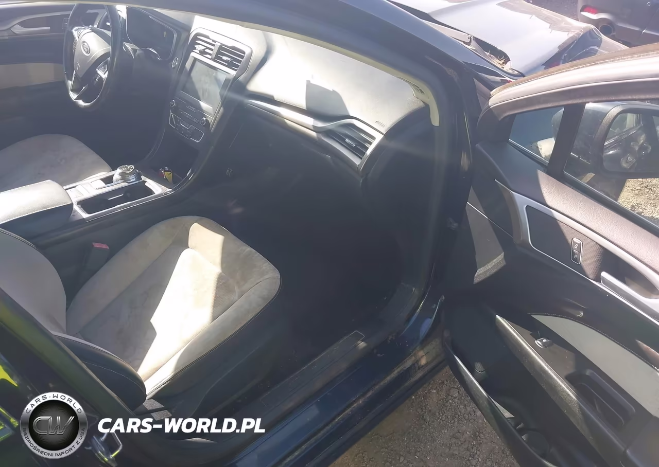 2020 Ford Fusion Se VIN:3FA6P0HD0LR111445 - 5
