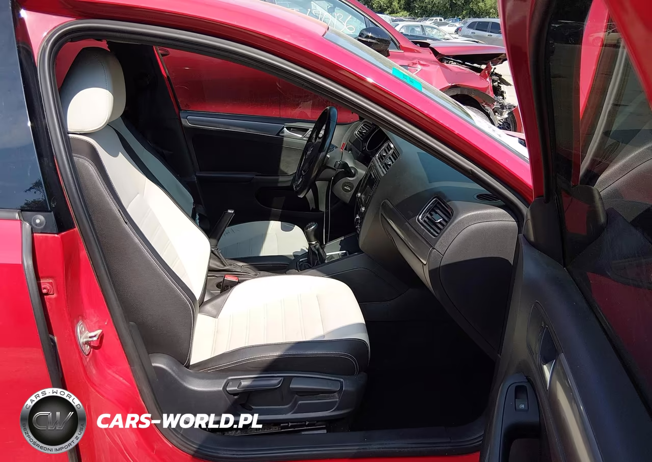 2016 Volkswagen Jetta 1.8T Sport VIN:3VWB17AJ9GM272363 - 5