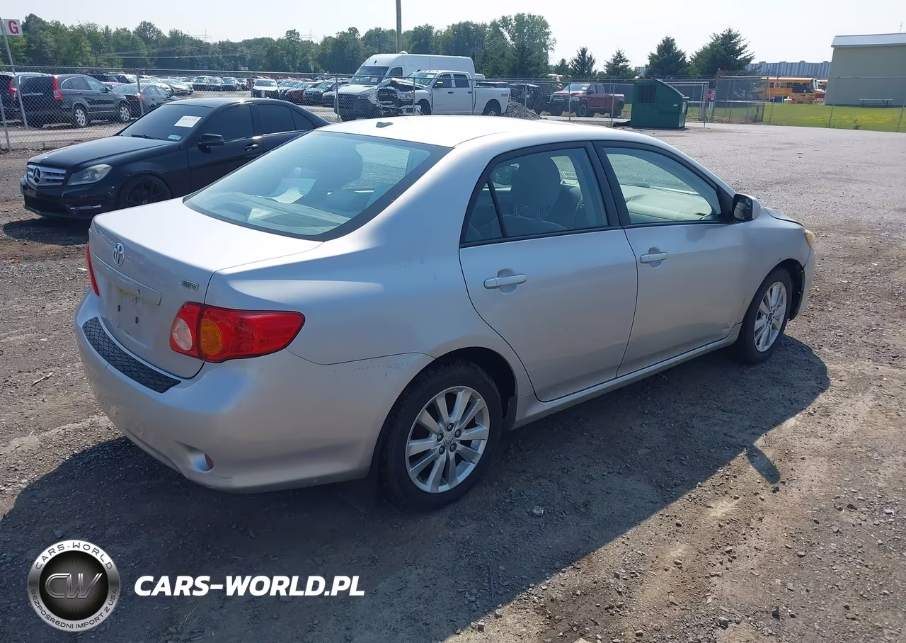 2010 Toyota Corolla Xle VIN:2T1BU4EE0AC329586 - 4