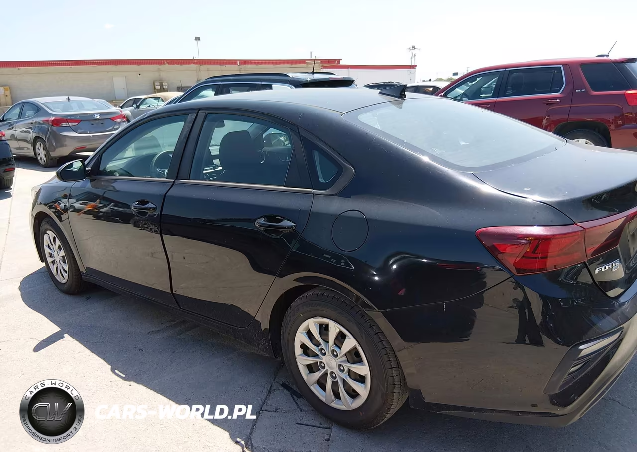 2019 Kia Forte Fe VIN:3KPF24AD1KE012472 - 13