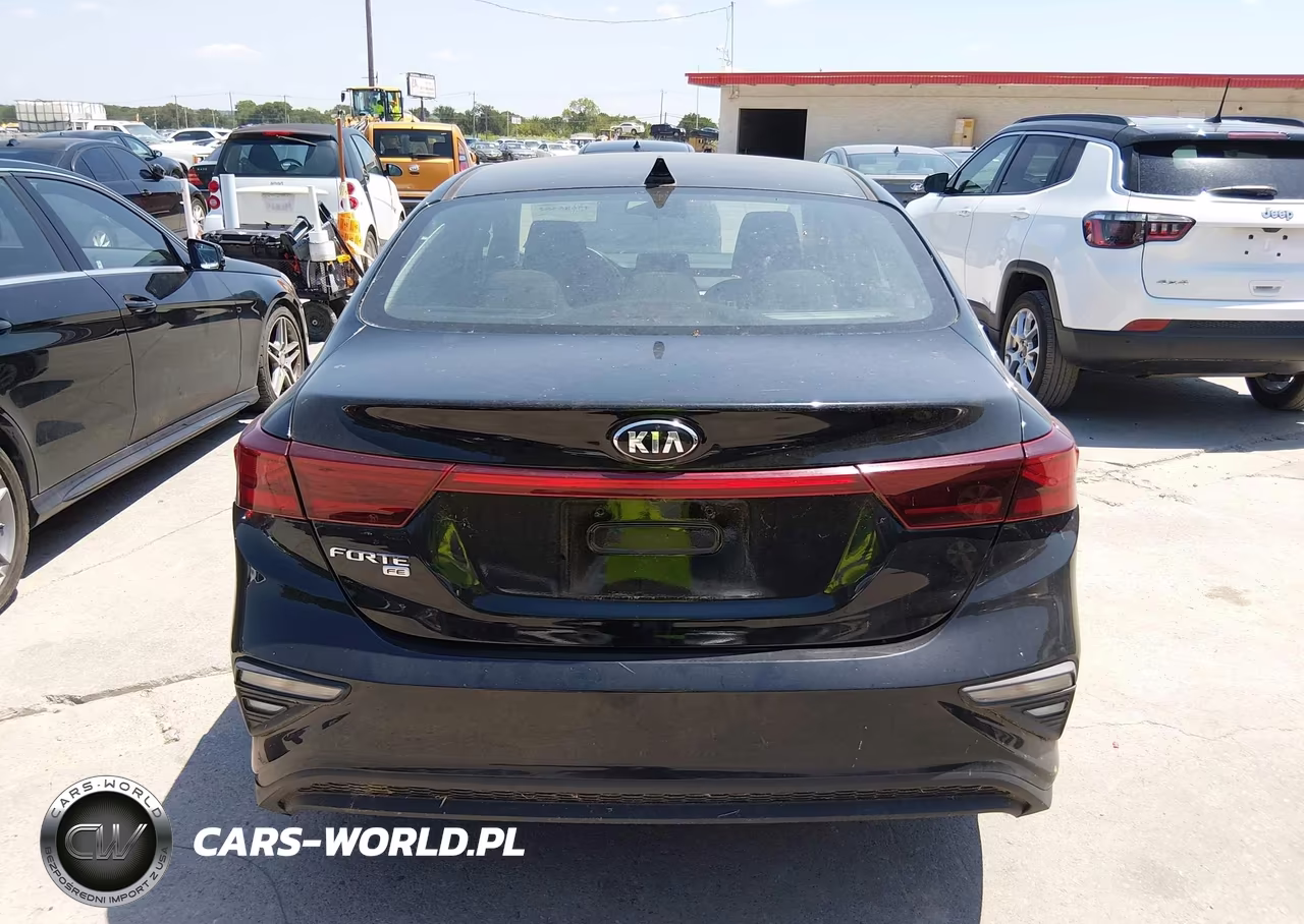 2019 Kia Forte Fe VIN:3KPF24AD1KE012472 - 15
