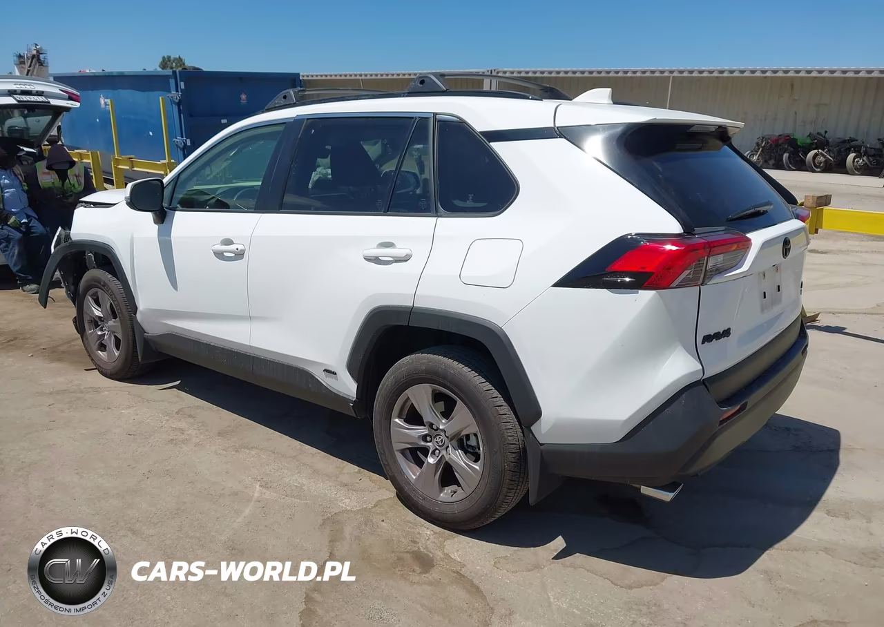 2025 Toyota Rav4 Hybrid Xle VIN:JTMRWRFV4SD300648 - 3