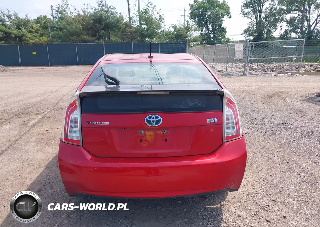 2013 Toyota Prius Three VIN:JTDKN3DU0D5681245 - 17