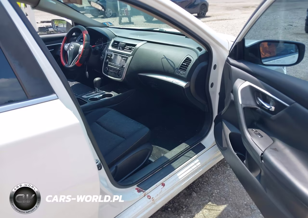 2017 Nissan Altima 2.5 S VIN:1N4AL3AP0HC208131 - 5