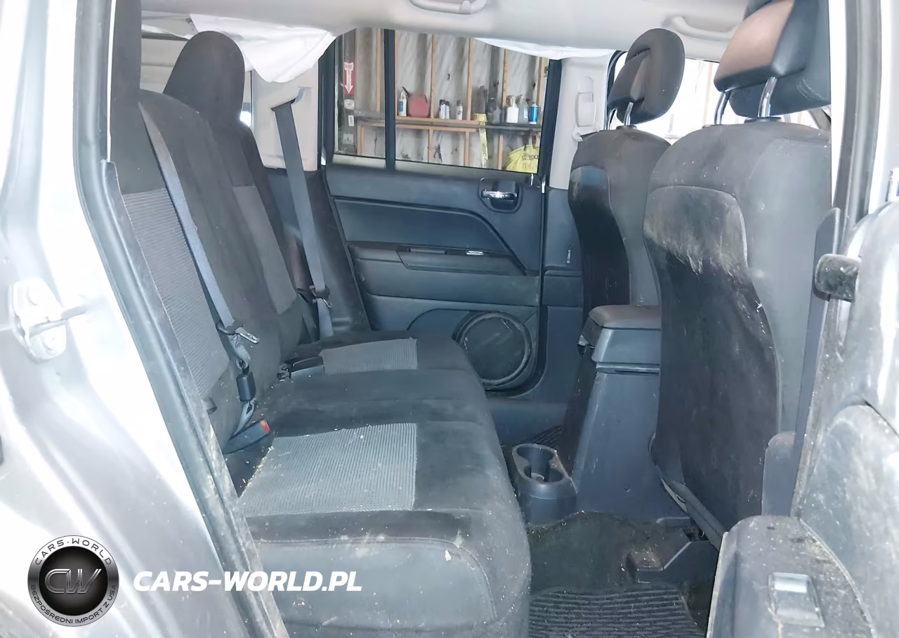 2015 Jeep Patriot Latitude VIN:1C4NJRFB2FD379438 - 8