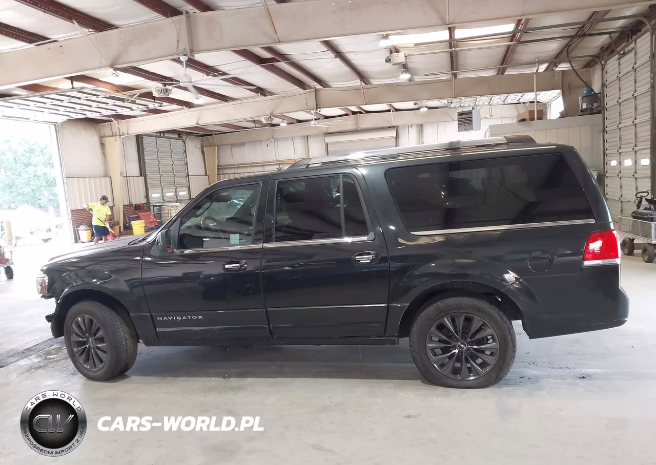 2015 Lincoln Navigator L VIN:5LMJJ3HT0FEJ10987 - 14