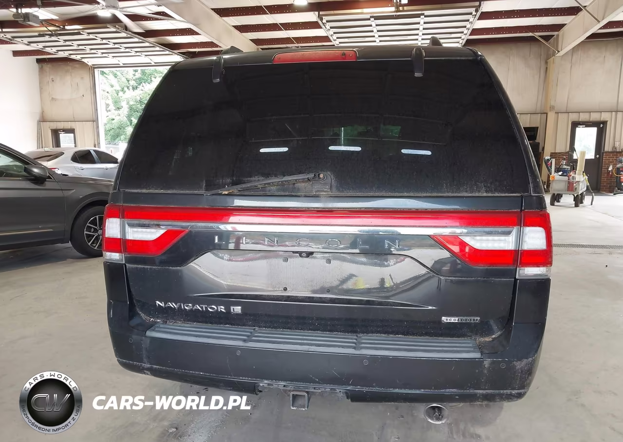 2015 Lincoln Navigator L VIN:5LMJJ3HT0FEJ10987 - 16