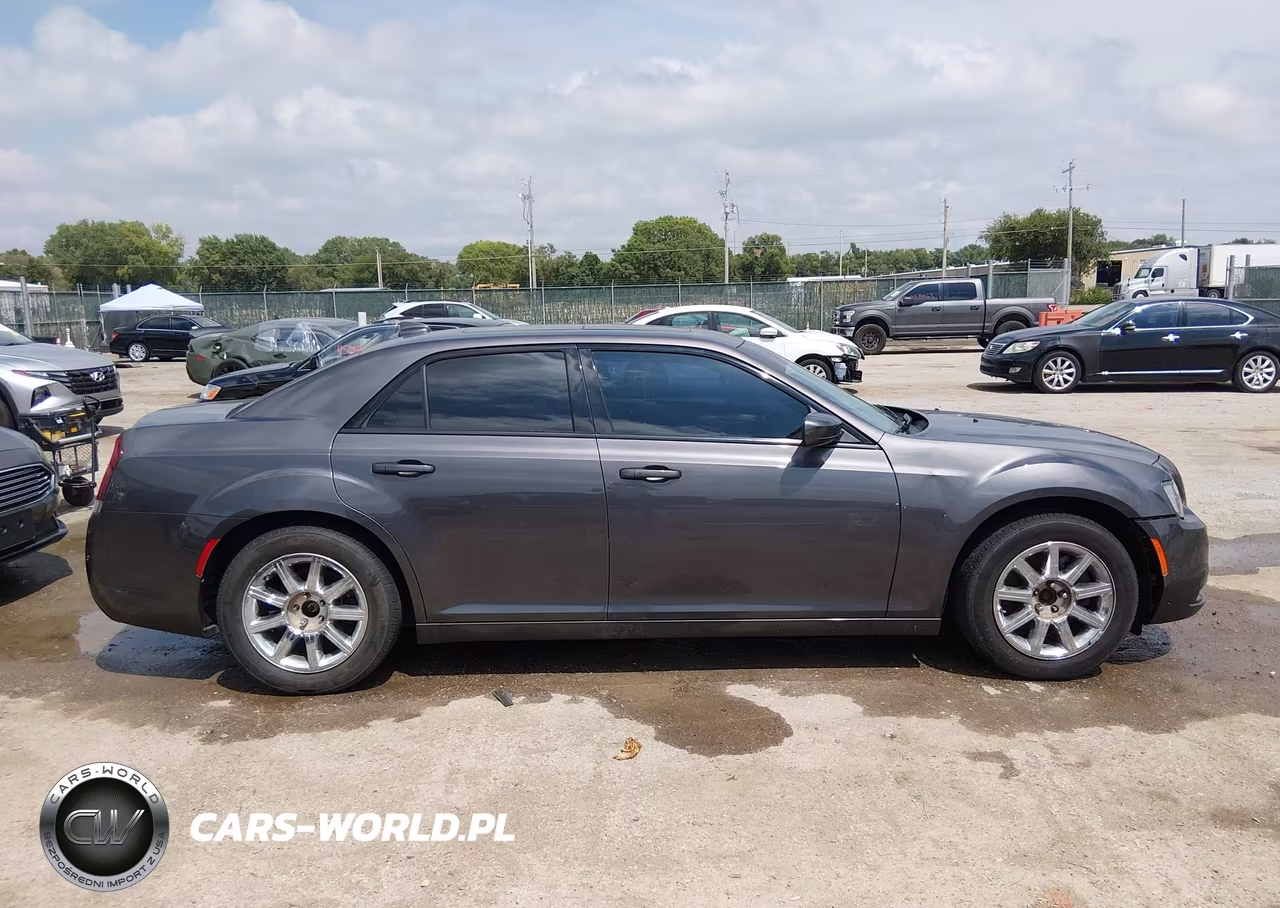 2018 Chrysler 300 300S Awd VIN:2C3CCAGG1JH204059 - 13