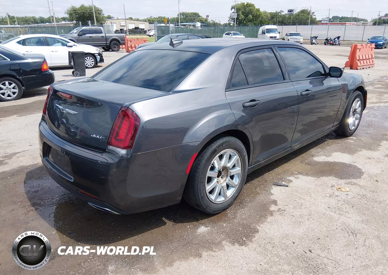 2018 Chrysler 300 300S Awd VIN:2C3CCAGG1JH204059 - 4