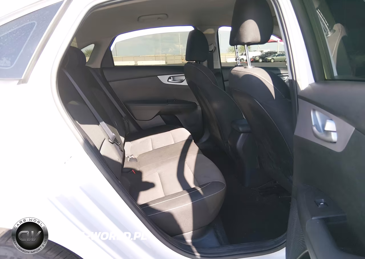 2024 Kia Forte Lx VIN:3KPF24AD1RE706282 - 8