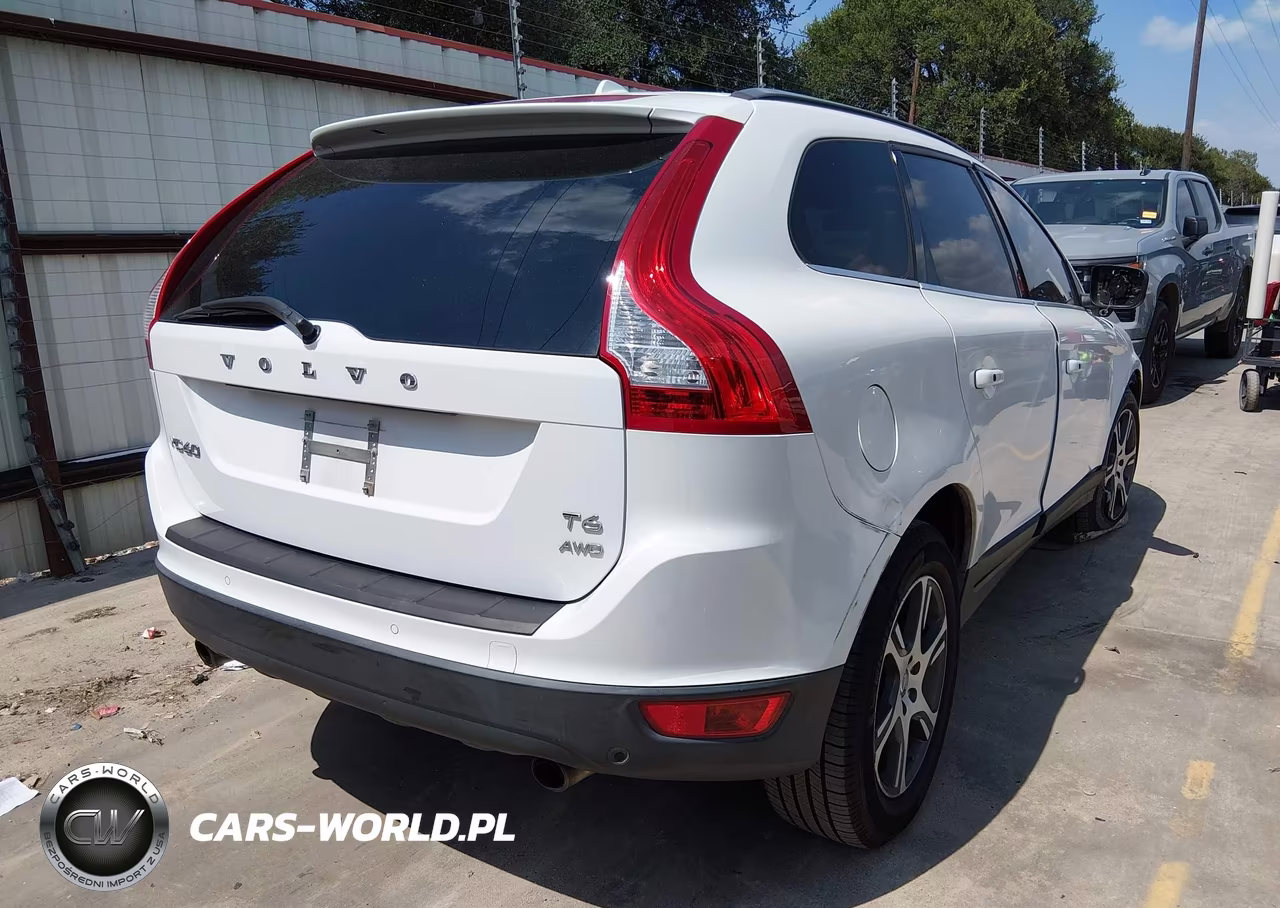 2013 Volvo Xc60 T6 VIN:YV4902DZ8D2376934 - 4