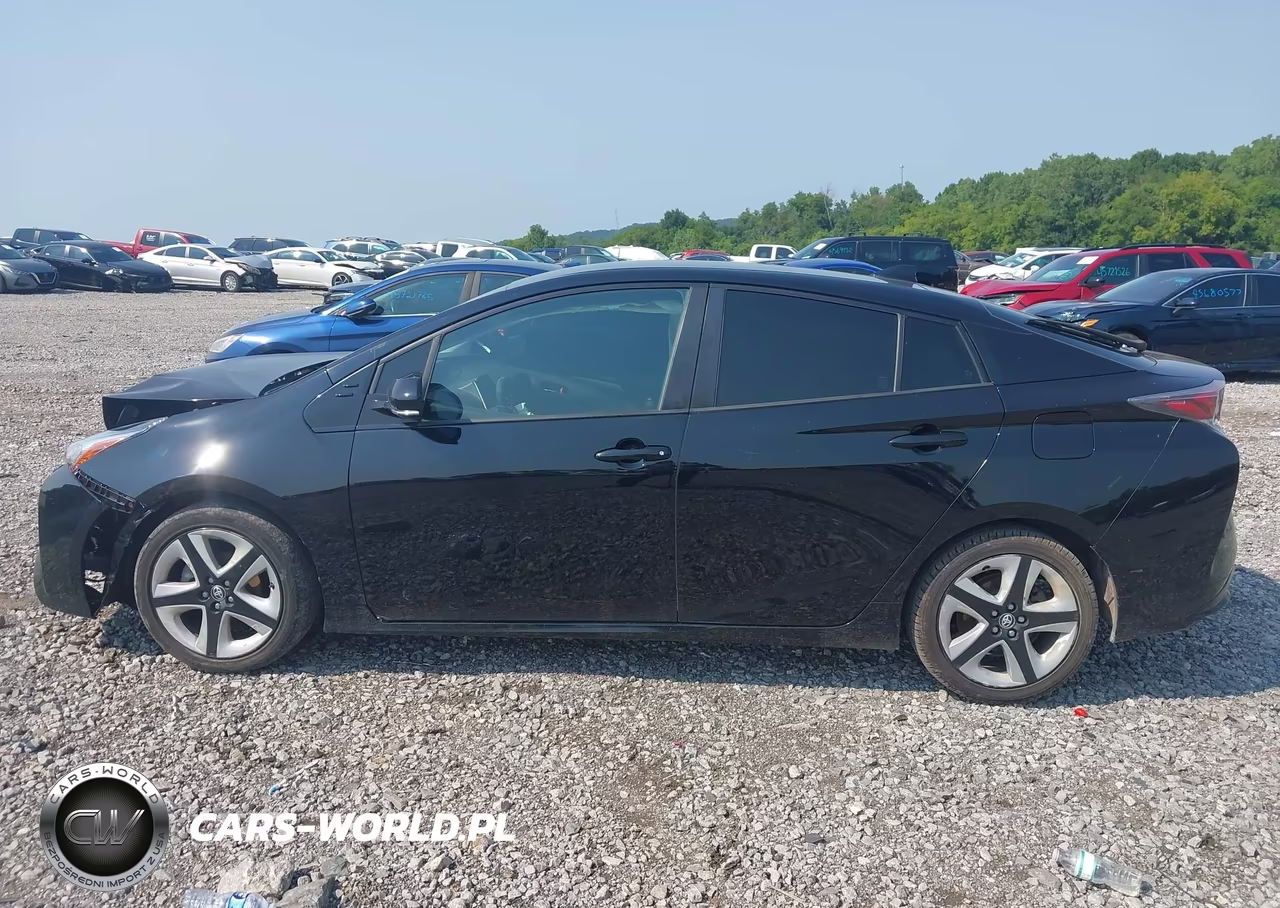 2016 Toyota Prius Three Touring VIN:JTDKARFU5G3020273 - 14