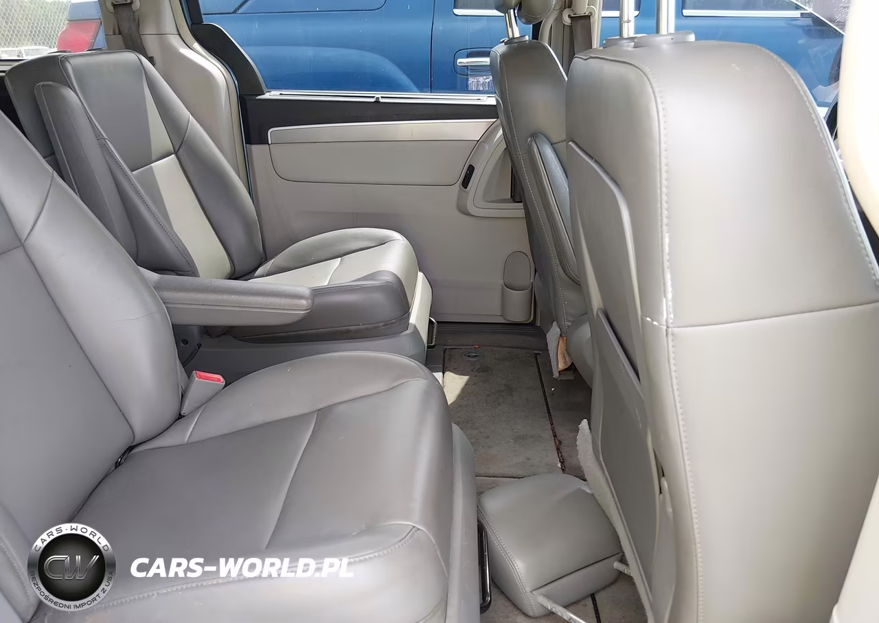 2011 Volkswagen Routan Se VIN:2V4RW3DG4BR805058 - 8