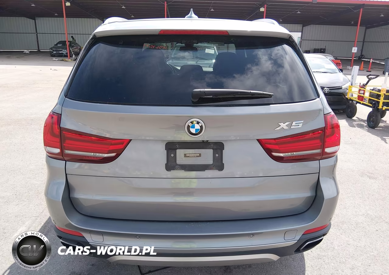 2018 BMW X5 xDrive50I VIN:5UXKR6C56J0U14604 - 16